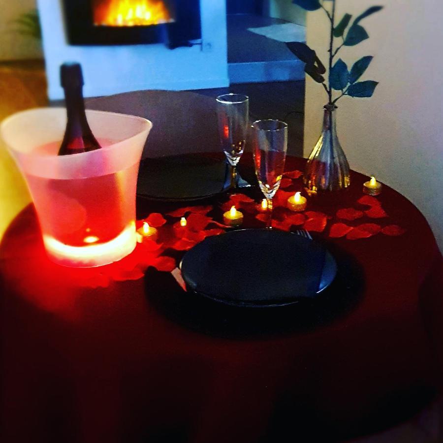 La Loveroom Bdsm Grassoise "La Chambre Des Desirs" Grasse Luaran gambar